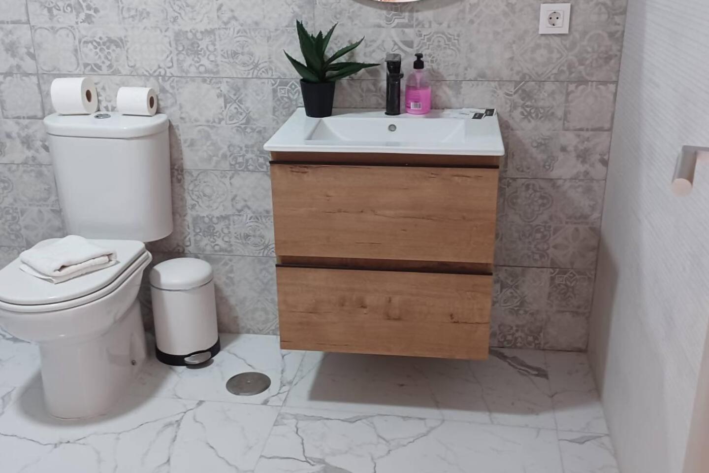 Urban Estudio Elegante Con Terraza Alicante Ngoại thất bức ảnh